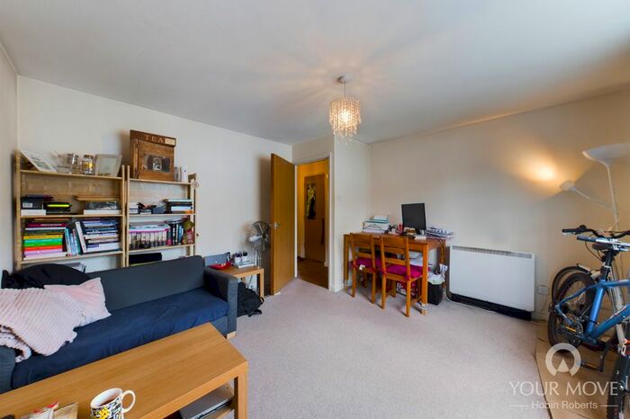 1 Bedroom Flat To Rent In Osborne Road, Northampton, NN2