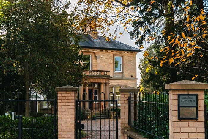 1 Bedroom Link Detached House For Sale In Leicester Road, Oadby, LE2