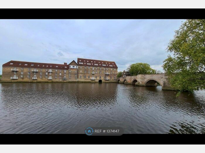 2 Bedroom Flat To Rent In Bridge Place, Huntingdon, PE29