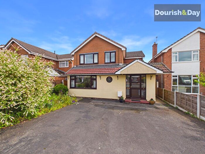 4 Bedroom Detached House For Sale In Glendon Close, Market Drayton, TF9