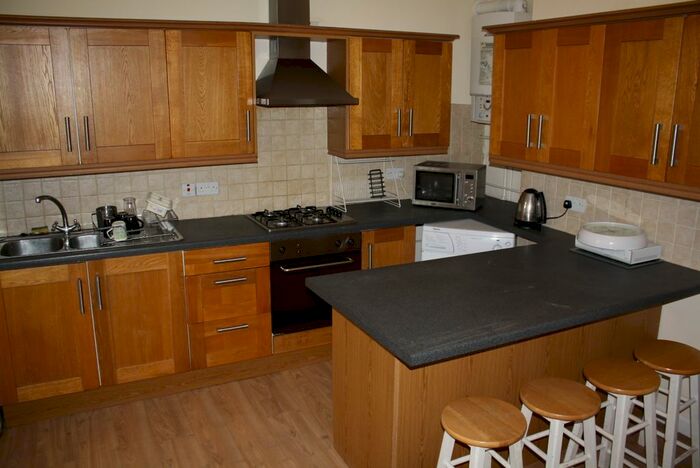 6 Bedroom Flat To Rent In Davenport Avenue, Manchester, M20
