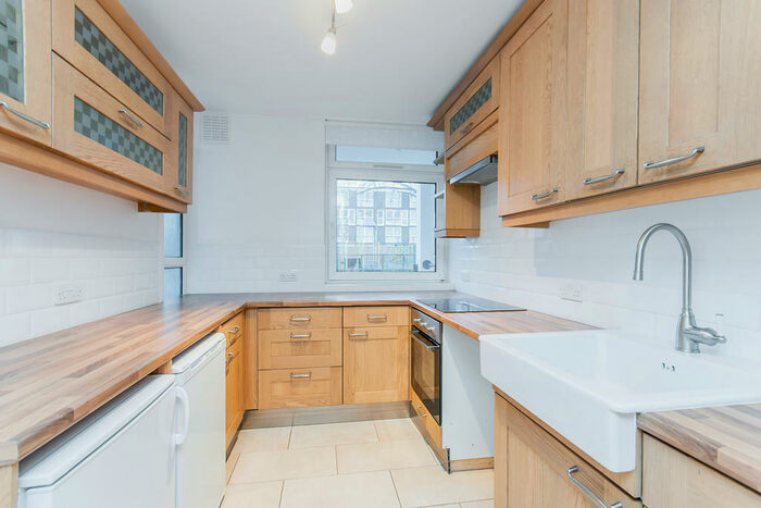 3 Bedroom Maisonette To Rent In Kiln Place, London, NW5