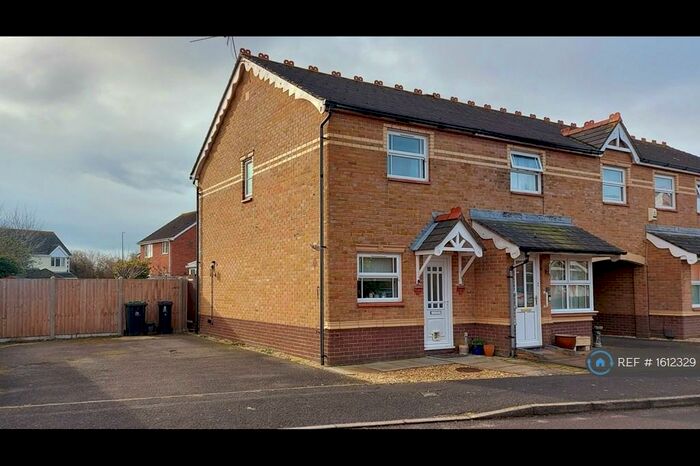 2 Bedroom End Of Terrace House To Rent In Le Patourel Close, Christchurch, BH23