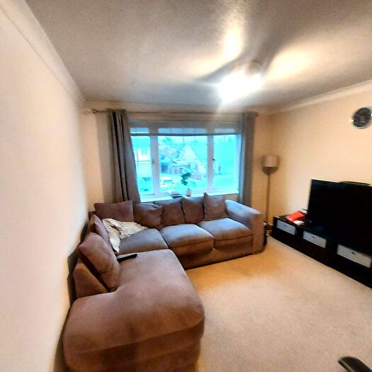 3 Bedroom Terraced House For Sale In Tilbury Road, Gillingham, ME8
