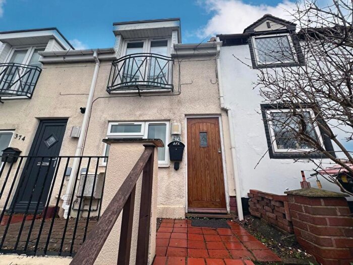 2 Bedroom House To Rent In Birmingham Road, Bromsgrove, B61