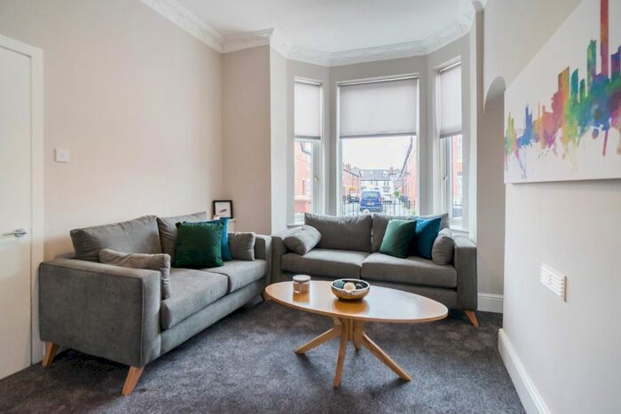 5 Bedroom Terraced House To Rent In Seedley Park Road, Salford, Manchester, M6
