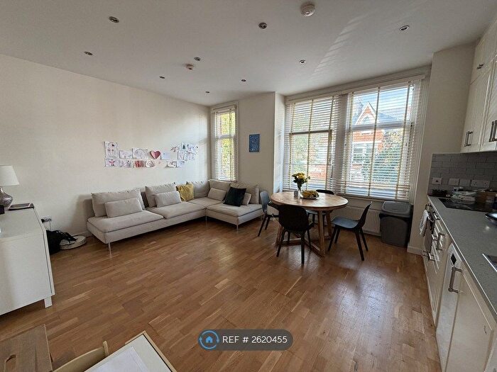 2 Bedroom Flat To Rent In Fairbridge Road, London, N19