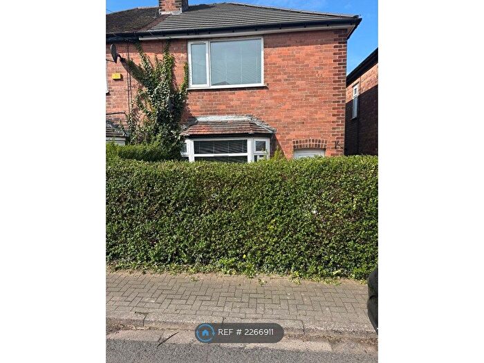 3 Bedroom Semi-Detached House To Rent In Devonshire Drive, Stapleford, Nottingham, NG9
