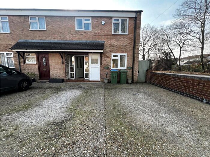 3 Bedroom End Of Terrace House To Rent In Logan Close, Southampton, Hampshire, SO16