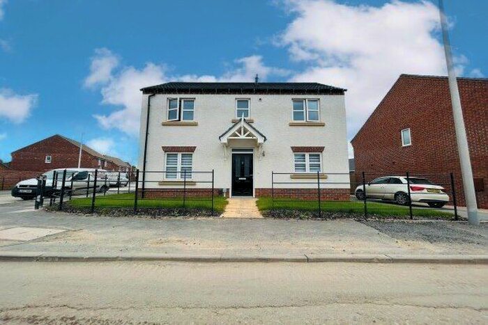 3 Bedroom Detached House To Rent In Merryweather Mews, Stratford-Upon-Avon, CV37