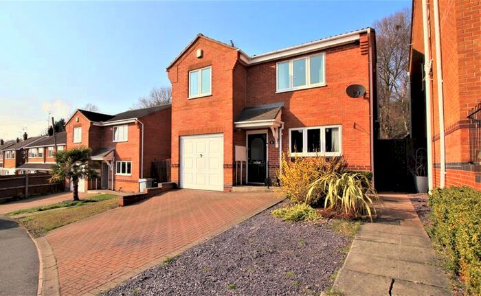 4 Bedroom Detached House For Sale In Cremorne Drive, Bilsthorpe, Newark, NG22