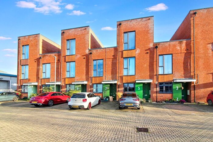 2 Bedroom Terraced House For Sale In Goldswain End, Aylesbury, HP19