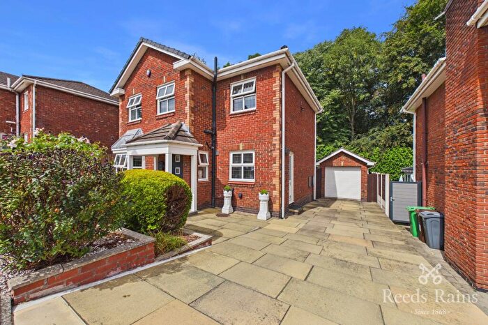 4 Bedroom Detached House For Sale In Grosvenor Gardens, Manchester, Greater Manchester, M22