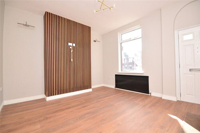 2 Bedroom Terraced House To Rent In Alverthorpe Road, Wakefield, West Yorkshire, WF2