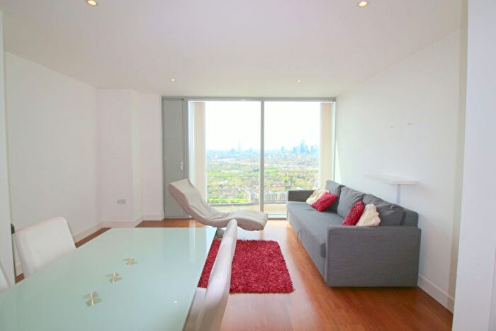 1 Bedroom Flat To Rent In Marsh Wall, London, E14