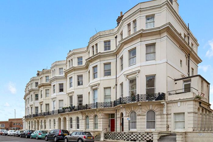 2 Bedroom Flat To Rent In Flat, St Aubyns Hove, BN3