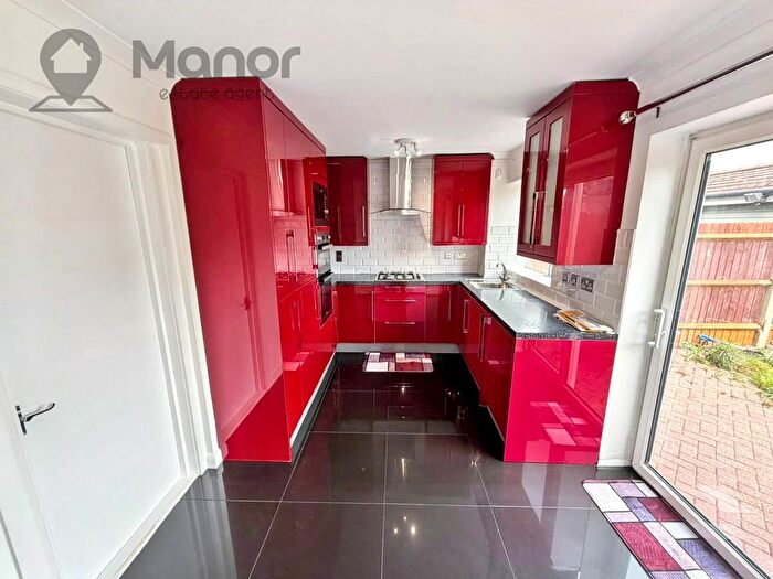 3 Bedroom Terraced House To Rent In Parker Avenue, Tilbury, RM18