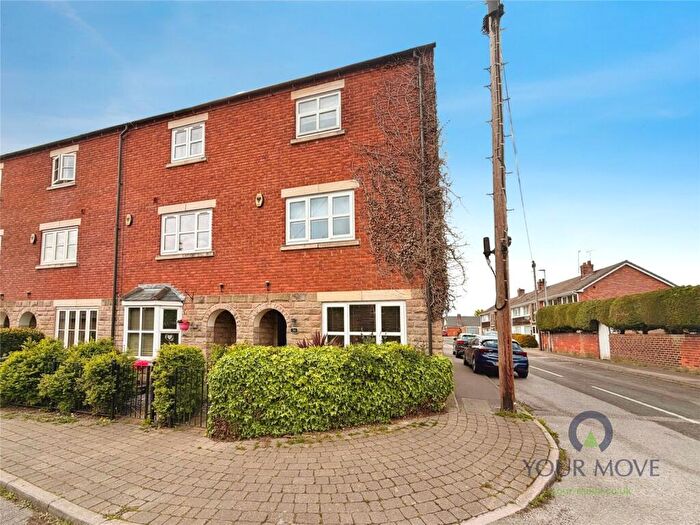 4 Bedroom End Of Terrace House For Sale In Lucknow Drive, Sutton-in-Ashfield, Nottinghamshire, NG17