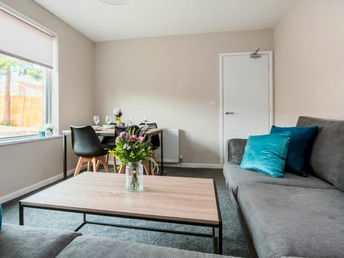 4 Bedroom Terraced House To Rent In Ambleside Avenue, Southmead, Bristol, BS10