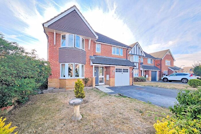 4 Bedroom Detached House For Sale In Fitzroy Drive, Lee-On-The-Solent, PO13