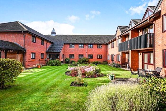 2 Bedroom Retirement Property For Sale In Magnolia Court, RG5