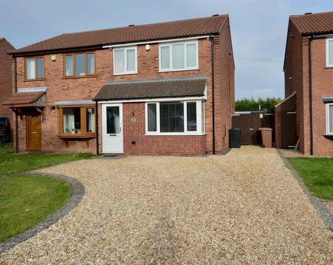 3 Bedroom House To Rent In Thurlow Court, Lincoln, LN2