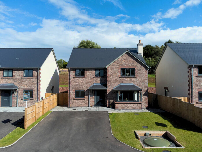 4 Bedroom Detached House For Sale In Orchard Close, Glewstone, Ross-on-Wye, HR9