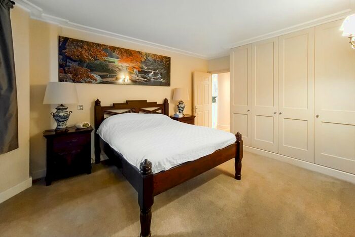 2 Bedroom Property To Rent In Plough Way, London, SE16