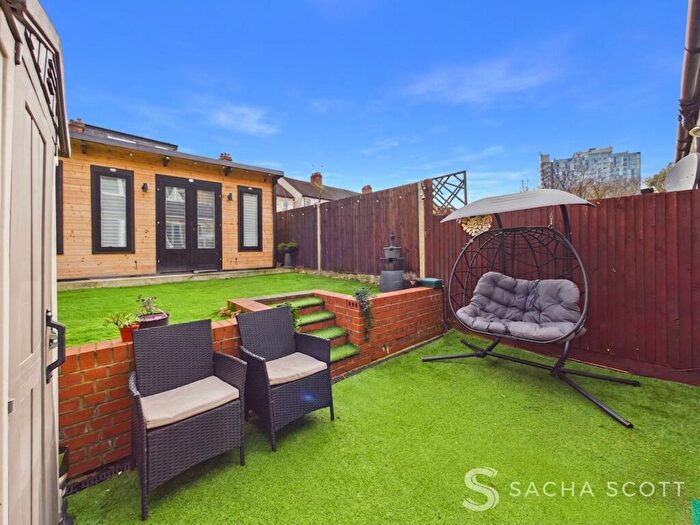 3 Bedroom End Of Terrace House For Sale In Sorrento Road, Sutton, SM1