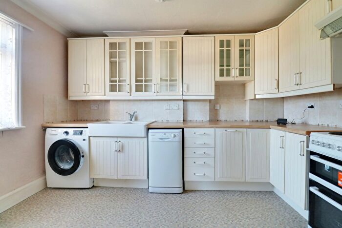 1 Bedroom Flat To Rent In Laburnum, London Road, Swanley, Kent, BR8