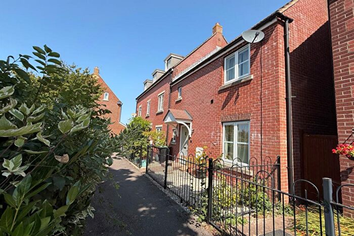 3 Bedroom Semi-Detached House For Sale In Blandford, DT11