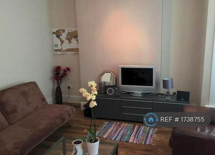 4 Bedroom Terraced House To Rent In Mathews Park Avenue, London, E15