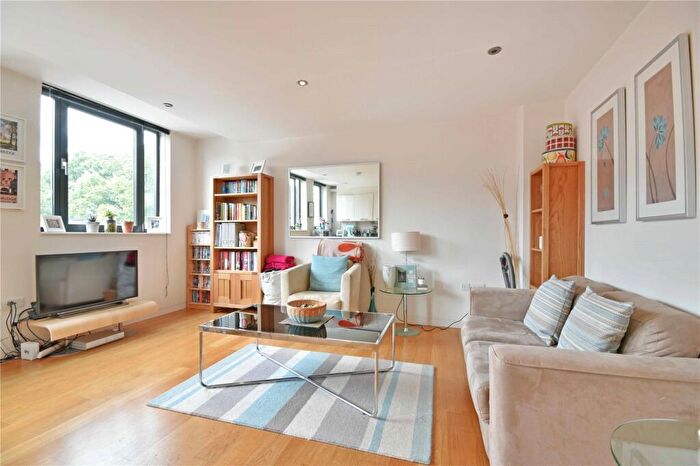2 Bedroom Flat To Rent In West End Lane, West Hampstead, NW6