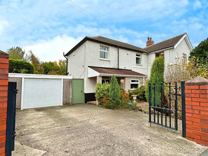 3 Bedroom Semi-Detached House For Sale In Lancaster Street, Thurnscoe, Rotherham, S63