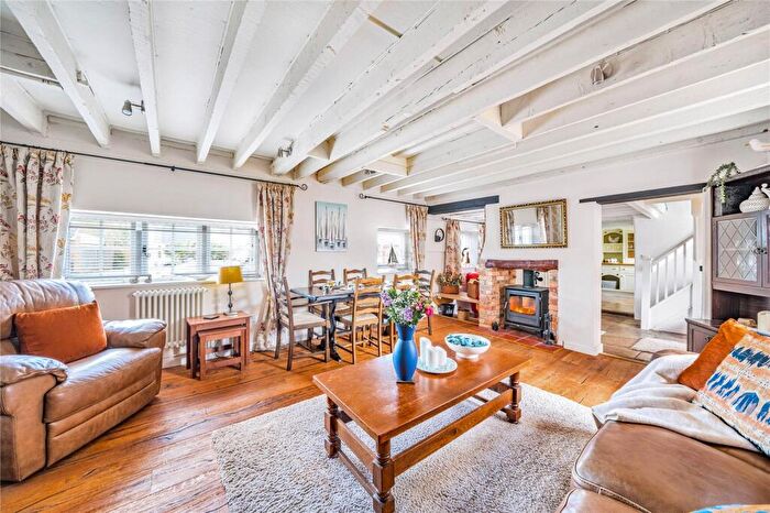 3 Bedroom Semi-Detached House For Sale In Lake Road, Poole, Dorset, BH15