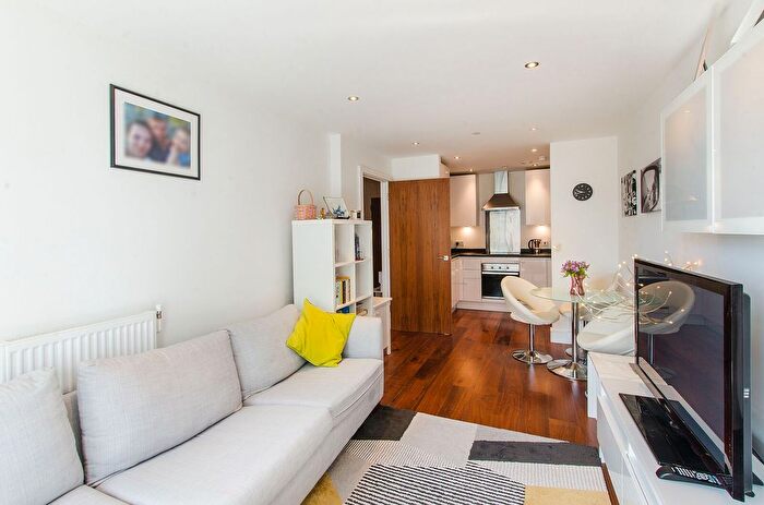 1 Bedroom Flat To Rent In Duckman Tower, Canary Wharf, London, E14