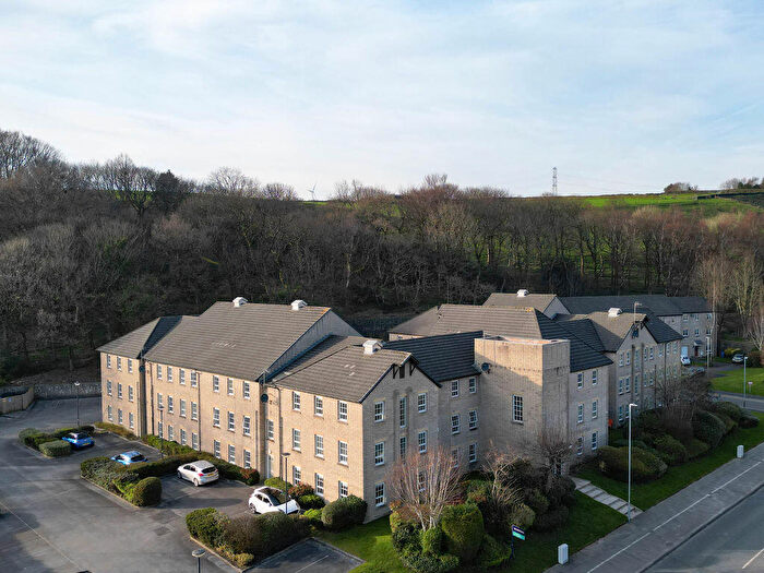 2 Bedroom Flat For Sale In Gale Close, Littleborough, OL15