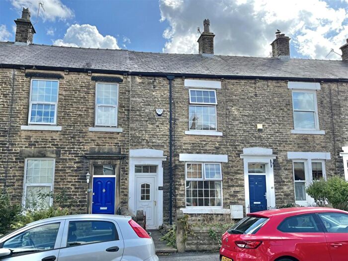 2 Bedroom Terraced House For Sale In Lambgates, Hadfield, Glossop, SK13