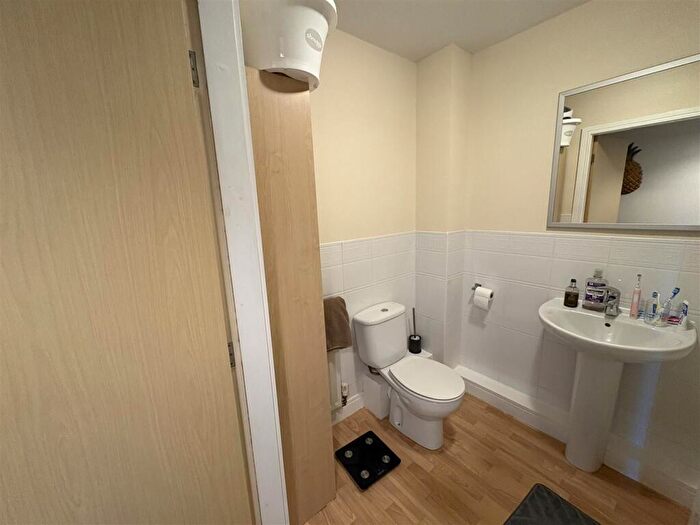 2 Bedroom Apartment To Rent In Gladstone Mill, Warrington Street, Stalybridge, SK15