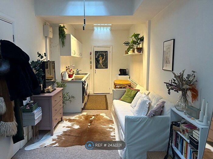 Studio To Rent In Worship Street, London, EC2A