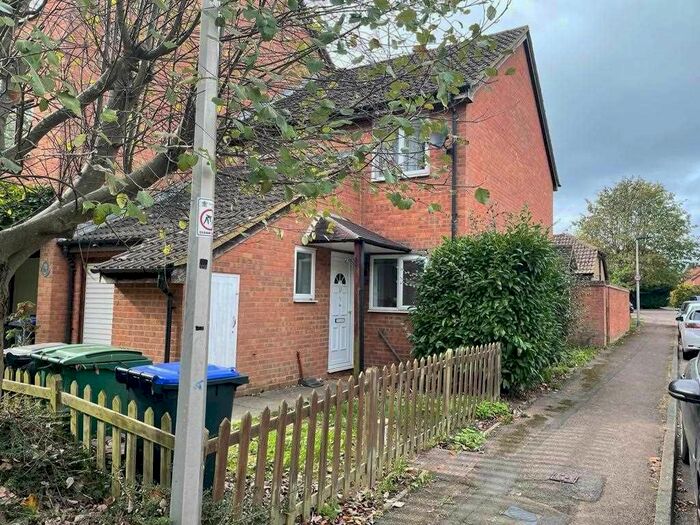 3 Bedroom End Of Terrace House To Rent In Wenlack Close, Denham, Uxbridge, UB9