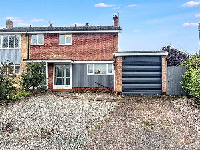 3 Bedroom Property For Sale In Kingtree Avenue, Cottingham, HU16