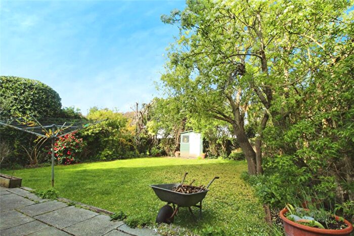 3 Bedroom Flat To Rent In Carlisle Road, Hove, East Sussex, BN3