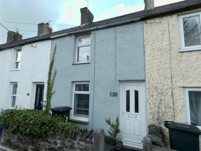 2 Bedroom Terraced House To Rent In Maenafon, Llanfairpwll, Anglesey, LL61