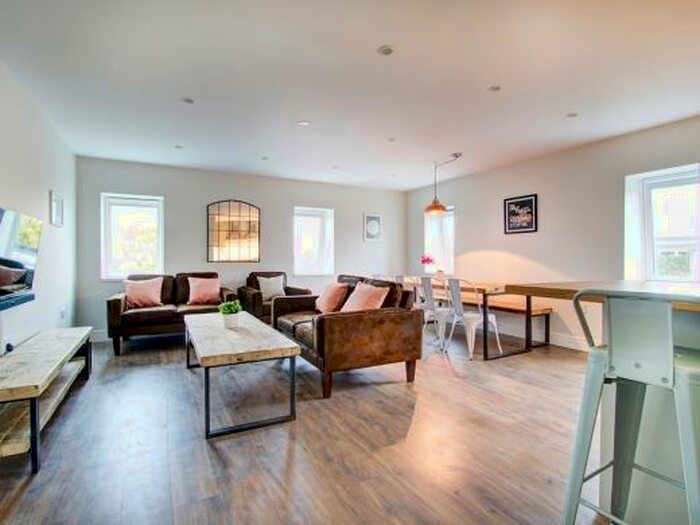 7 Bedroom Flat To Rent In Peel Street, Nottingham, NG1