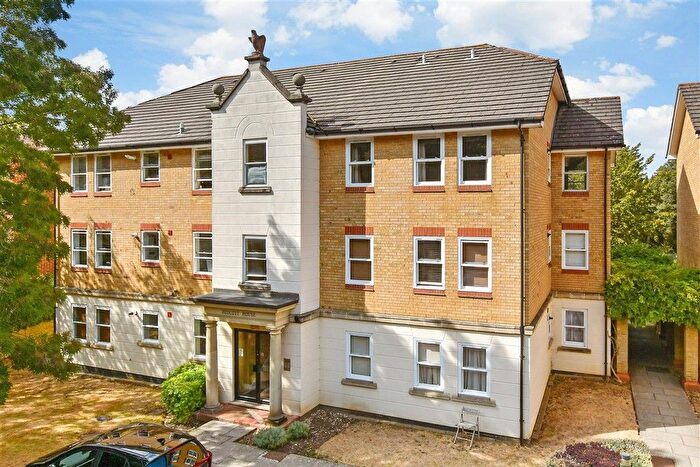 1 Bedroom Studio For Sale In Devonshire Avenue, Sutton, Surrey, SM2