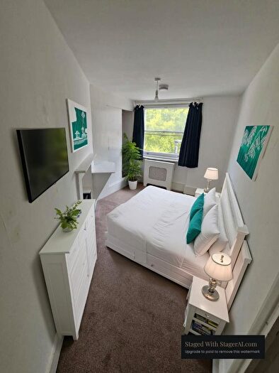 2 Bedroom Flat To Rent In Baker Street, London, NW1