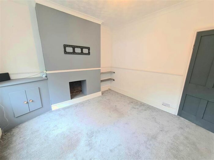 2 Bedroom Terraced House To Rent In Edale Road, Sneinton, Nottingham, NG2