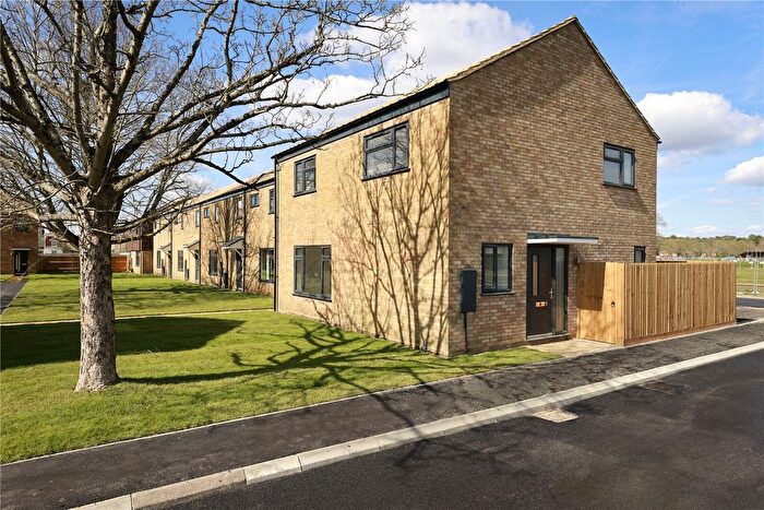 4 Bedroom Detached House To Rent In Alma Gardens, Deepcut, Camberley, Surrey, GU16