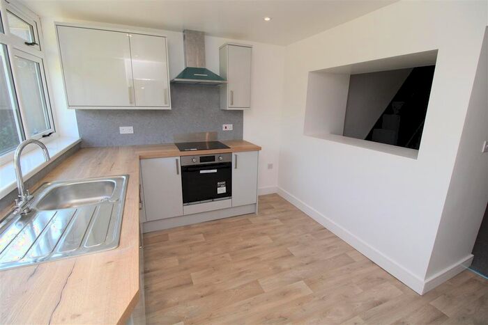 3 Bedroom Property To Rent In Bethania Street, Maesteg, CF34